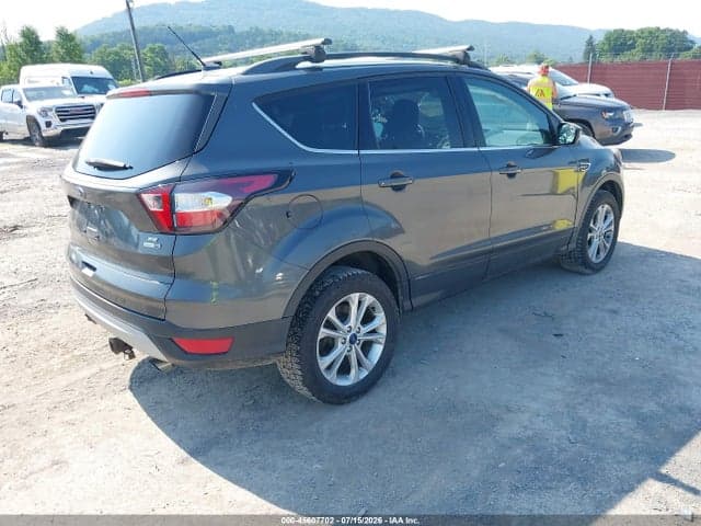 2018 FORD ESCAPE SE 4