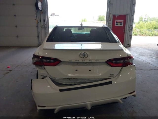 2024 TOYOTA CAMRY SE 16