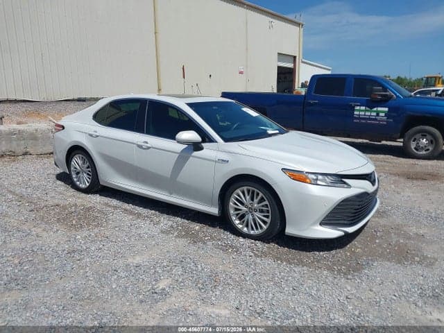 2018 TOYOTA CAMRY HYBRID XLE