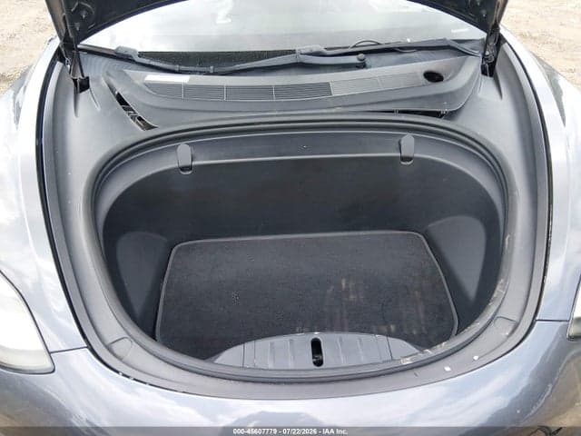 2018 TESLA MODEL 3 LONG RANGE/PERFORMANCE 10