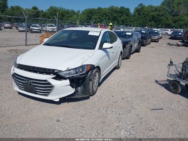 2017 HYUNDAI ELANTRA SE 2