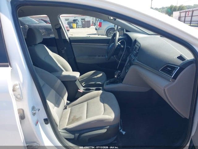 2017 HYUNDAI ELANTRA SE 5