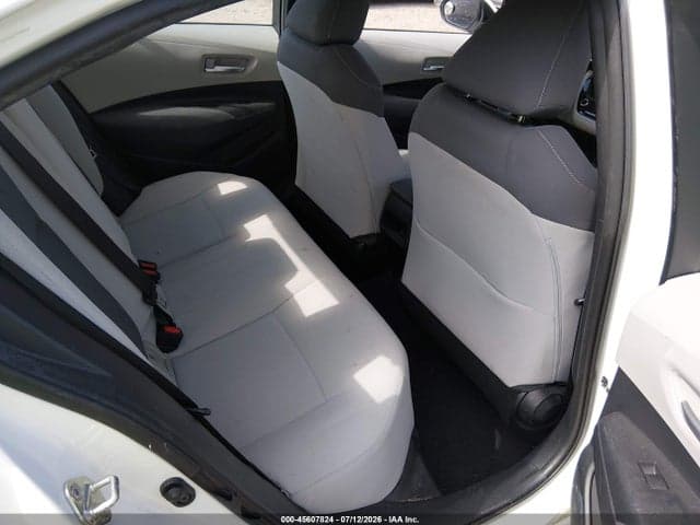 2020 TOYOTA COROLLA LE 8