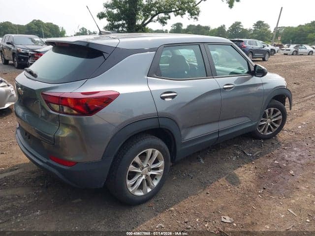 2021 CHEVROLET TRAILBLAZER AWD LS 4