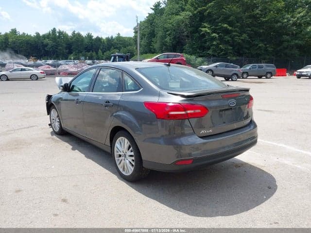 2017 FORD FOCUS TITANIUM 3