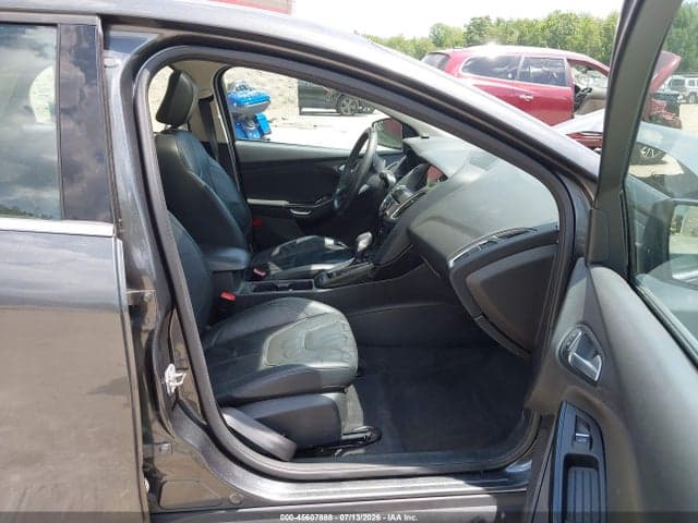 2017 FORD FOCUS TITANIUM 5