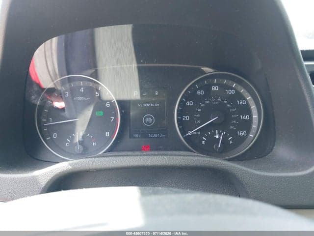 2017 HYUNDAI ELANTRA SE 7
