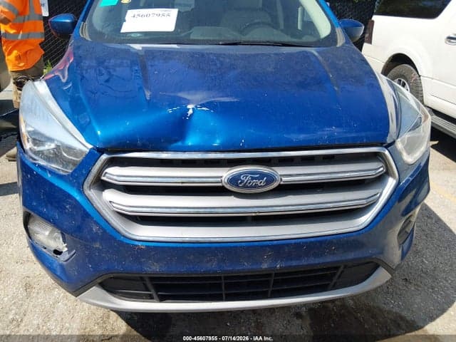 2017 FORD ESCAPE SE 17