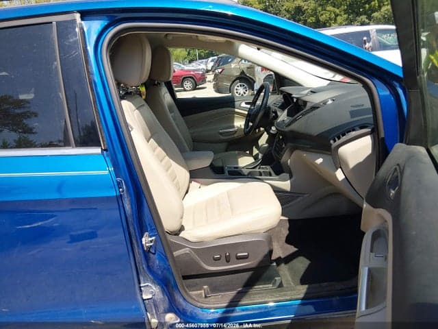 2017 FORD ESCAPE SE 5