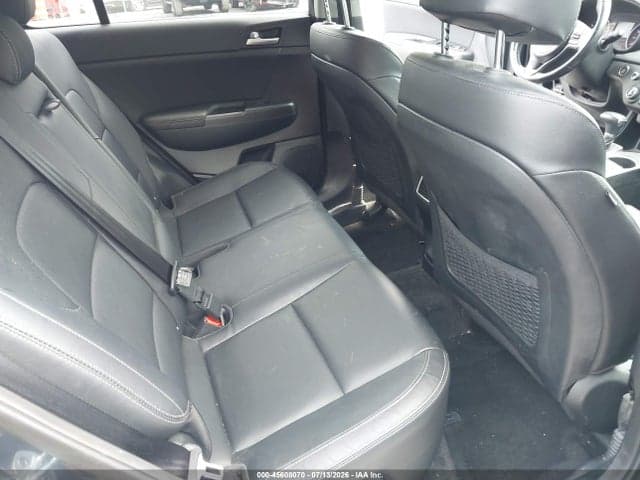 2017 KIA SPORTAGE EX 8