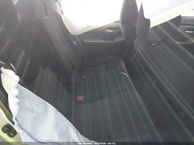 2022 NISSAN SENTRA SV XTRONIC CVT 8