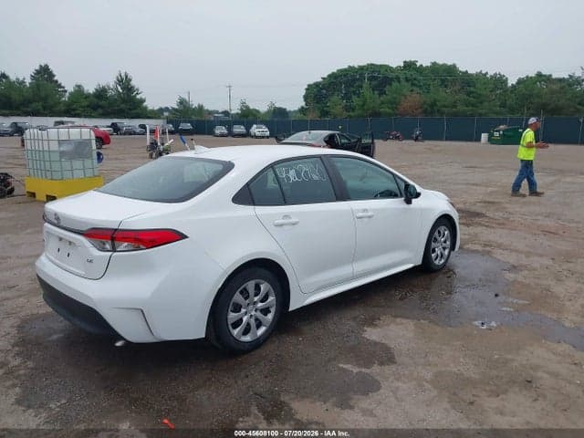 2024 TOYOTA COROLLA LE 4