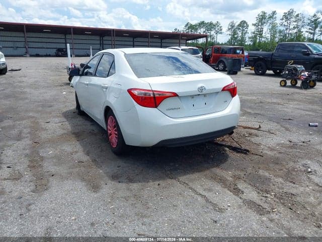 2018 TOYOTA COROLLA LE 3