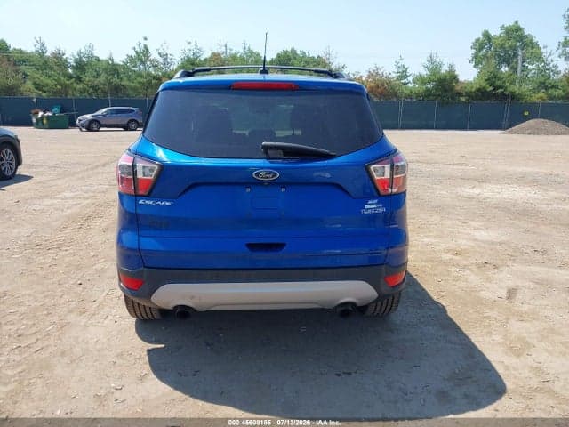 2017 FORD ESCAPE SE 17
