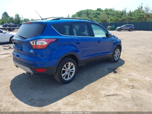2017 FORD ESCAPE SE 4