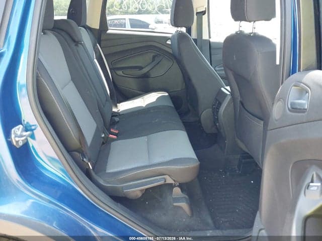 2017 FORD ESCAPE SE 8