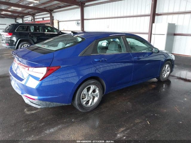 2021 HYUNDAI ELANTRA SE 4