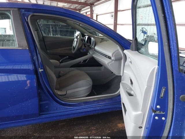2021 HYUNDAI ELANTRA SE 5