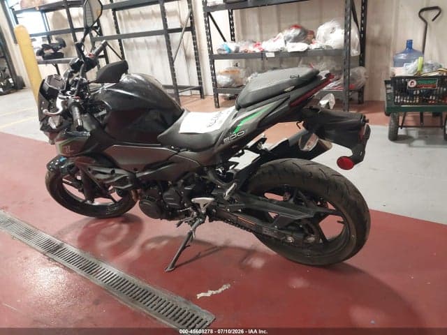 2025 KAWASAKI ER500 3