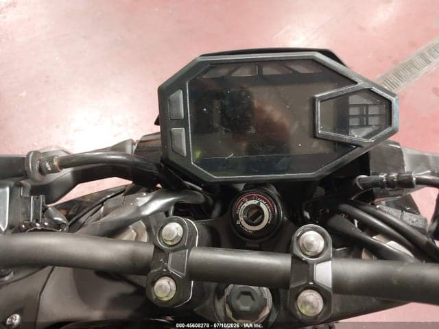 2025 KAWASAKI ER500 7