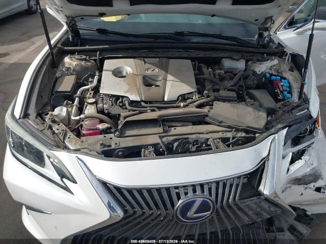 2019 LEXUS ES 300H 11