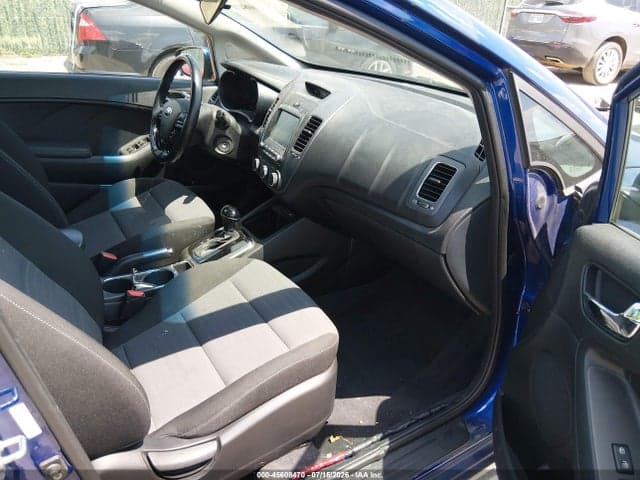 2017 KIA FORTE S 5