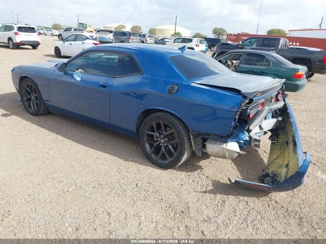 2022 DODGE CHALLENGER GT 3
