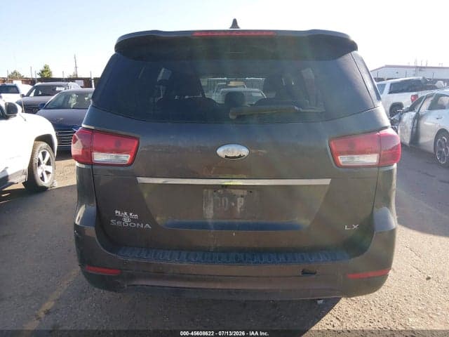 2018 KIA SEDONA LX 16