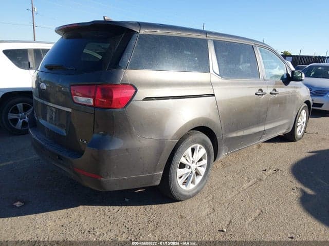 2018 KIA SEDONA LX 4