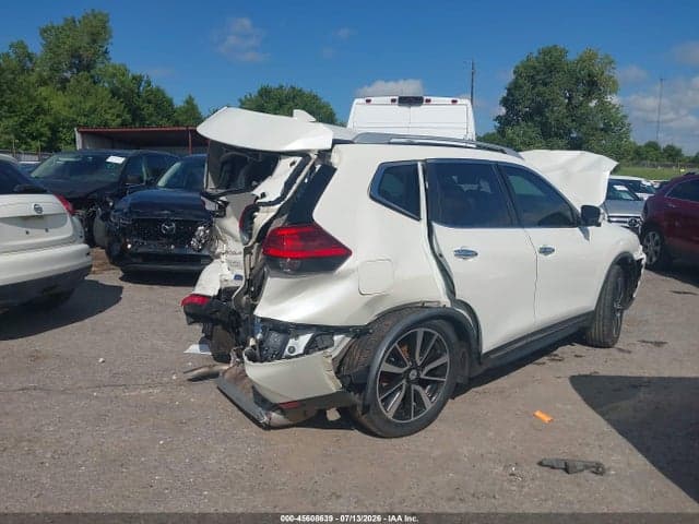 2017 NISSAN ROGUE SL 4