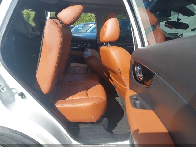 2017 NISSAN ROGUE SL 8