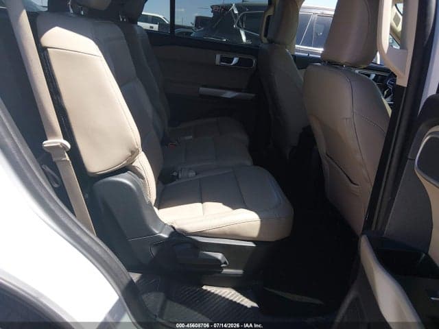 2023 FORD EXPLORER XLT 8