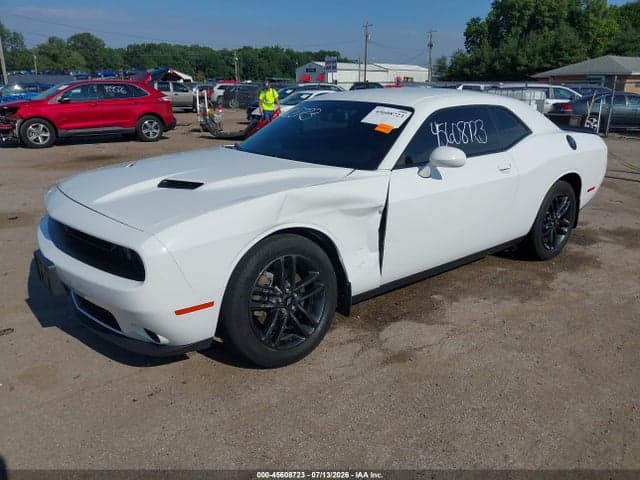 2019 DODGE CHALLENGER SXT AWD 2