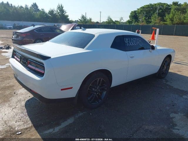 2019 DODGE CHALLENGER SXT AWD 4