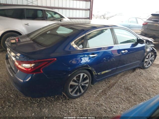 2017 NISSAN ALTIMA 2.5 SR 4
