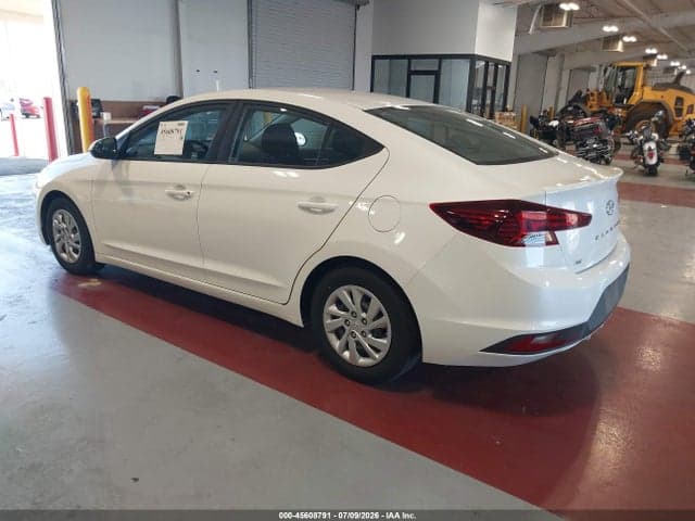 2020 HYUNDAI ELANTRA SE 3