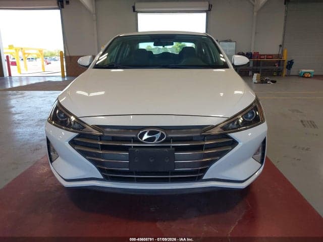 2020 HYUNDAI ELANTRA SE 6