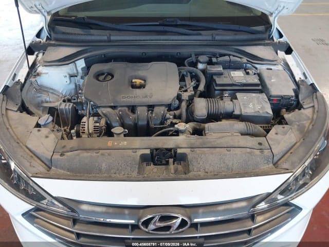 2020 HYUNDAI ELANTRA SE 10
