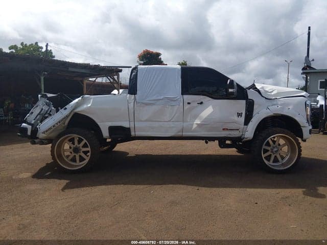 2024 FORD F-250 LARIAT 13