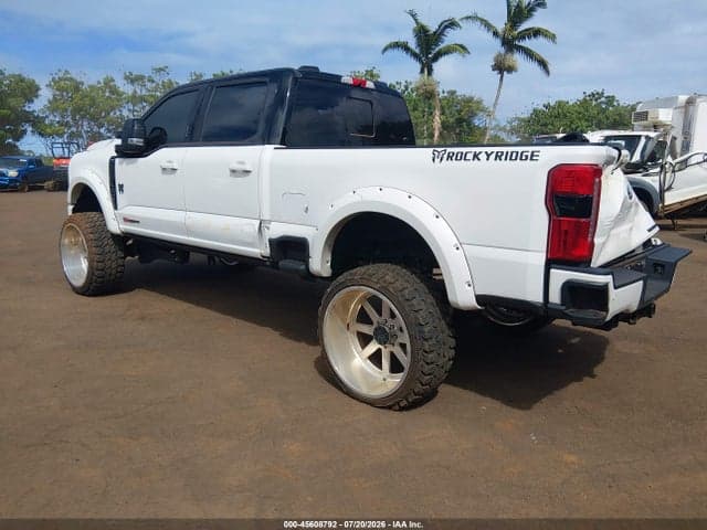 2024 FORD F-250 LARIAT 3