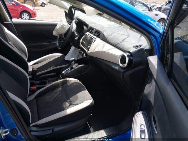 2021 NISSAN VERSA SV XTRONIC CVT 5