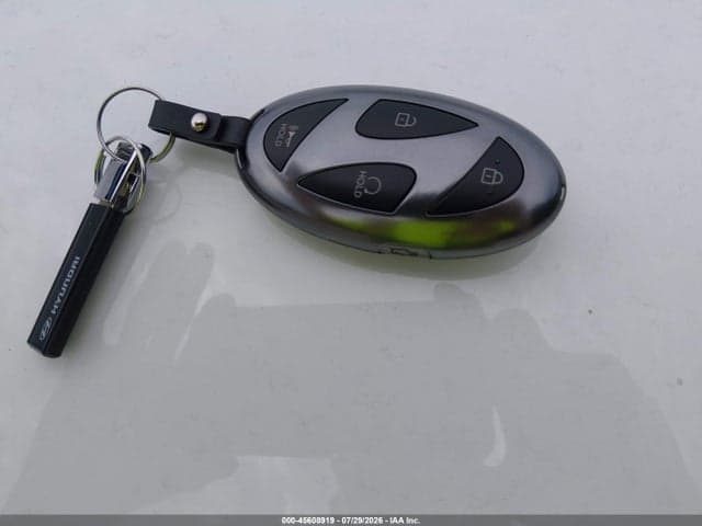 2026 HYUNDAI TUCSON HYBRID SEL 11