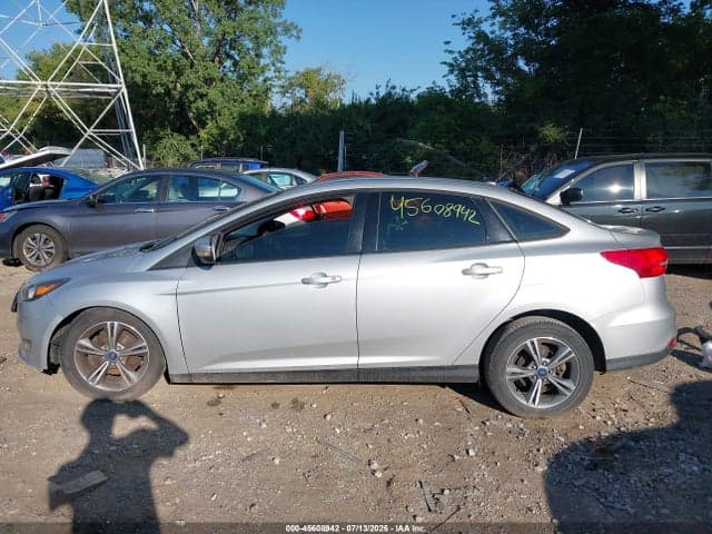 2017 FORD FOCUS SE 13