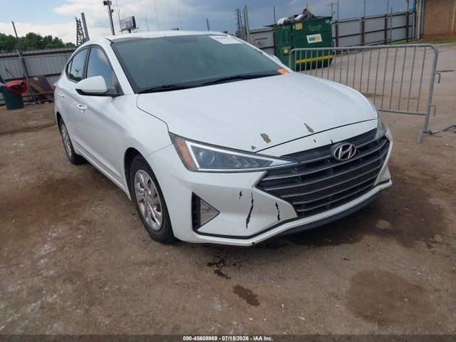 2019 HYUNDAI ELANTRA SE 1