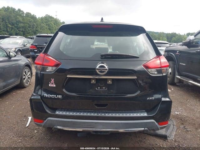 2018 NISSAN ROGUE S 17