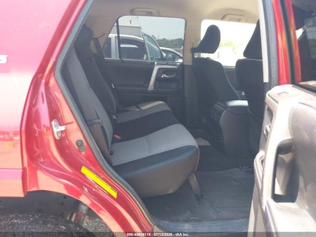 2018 TOYOTA 4RUNNER SR5 8