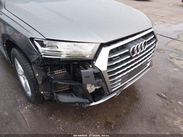 2017 AUDI Q7 3.0T PREMIUM 6