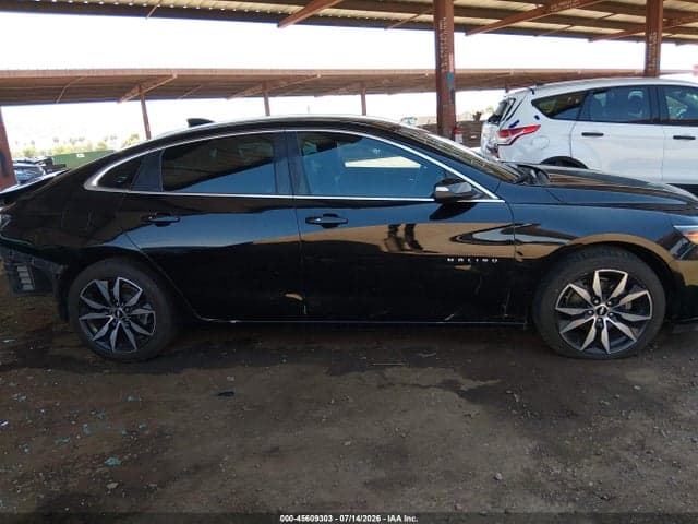 2017 CHEVROLET MALIBU 1LT 14