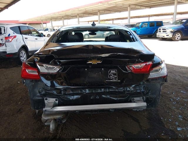 2017 CHEVROLET MALIBU 1LT 6