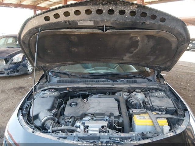 2017 CHEVROLET MALIBU 1LT 10